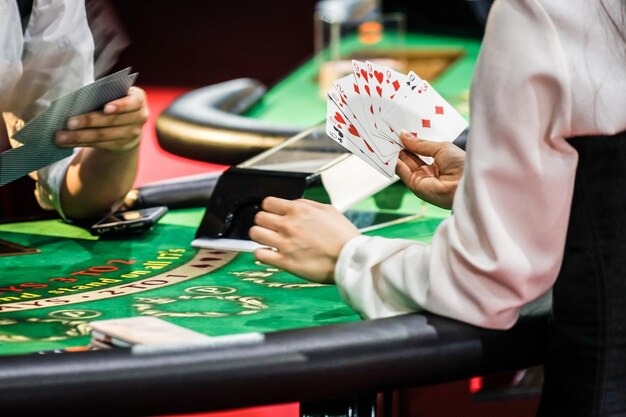 Dragon Hatch live dealer studio with HD video feed